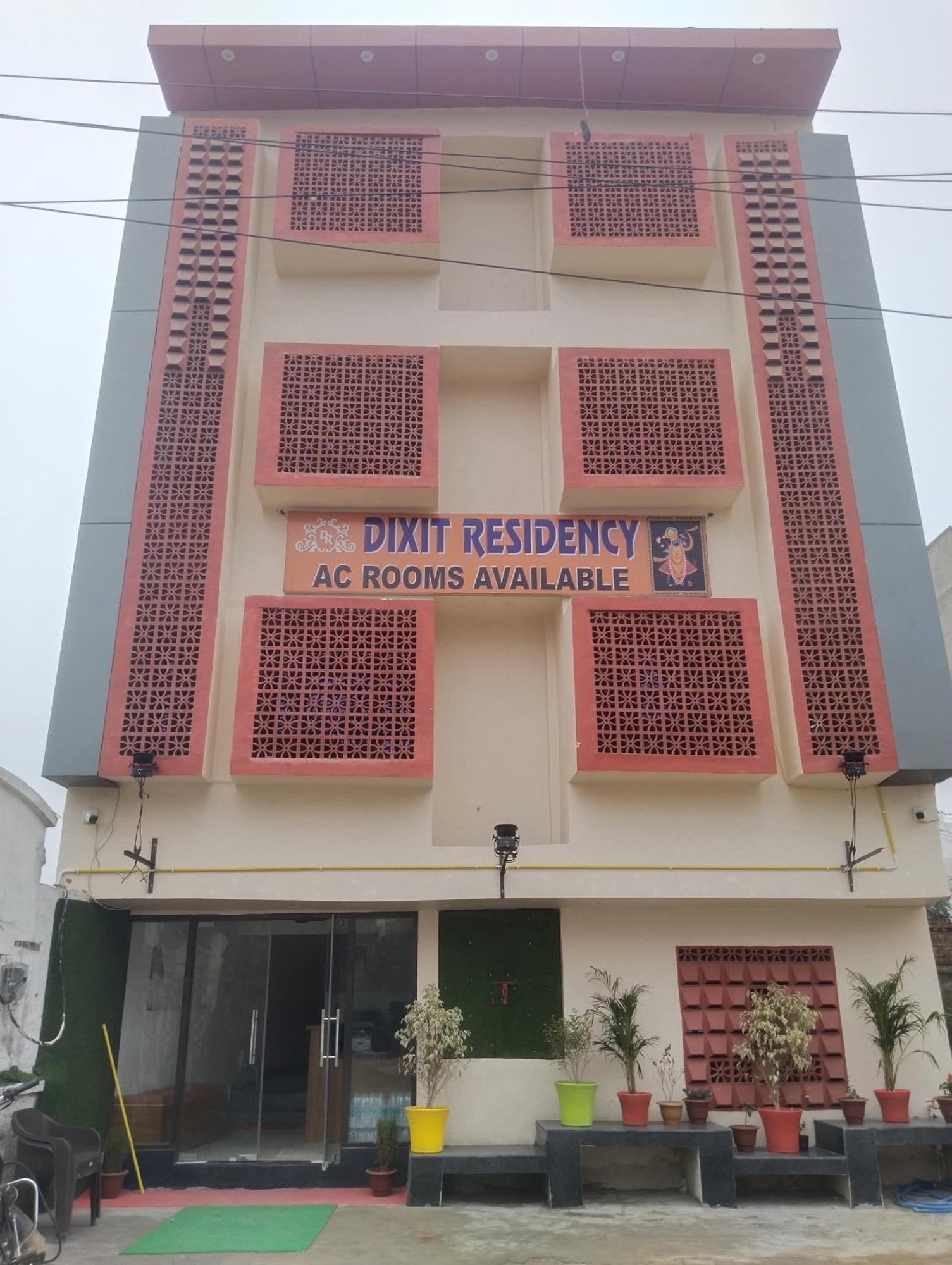 Dixit Residency Hotel Vrindavan Bagian luar foto